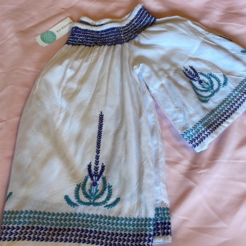 NWT Hazel Freddie smocked off the shoulder top - Picture 3 of 10